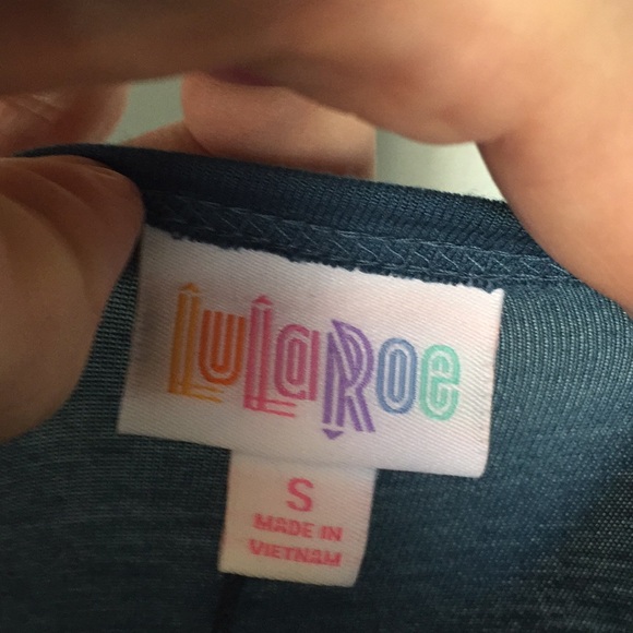 Lularoe Carly-BNWT - Picture 3 of 3